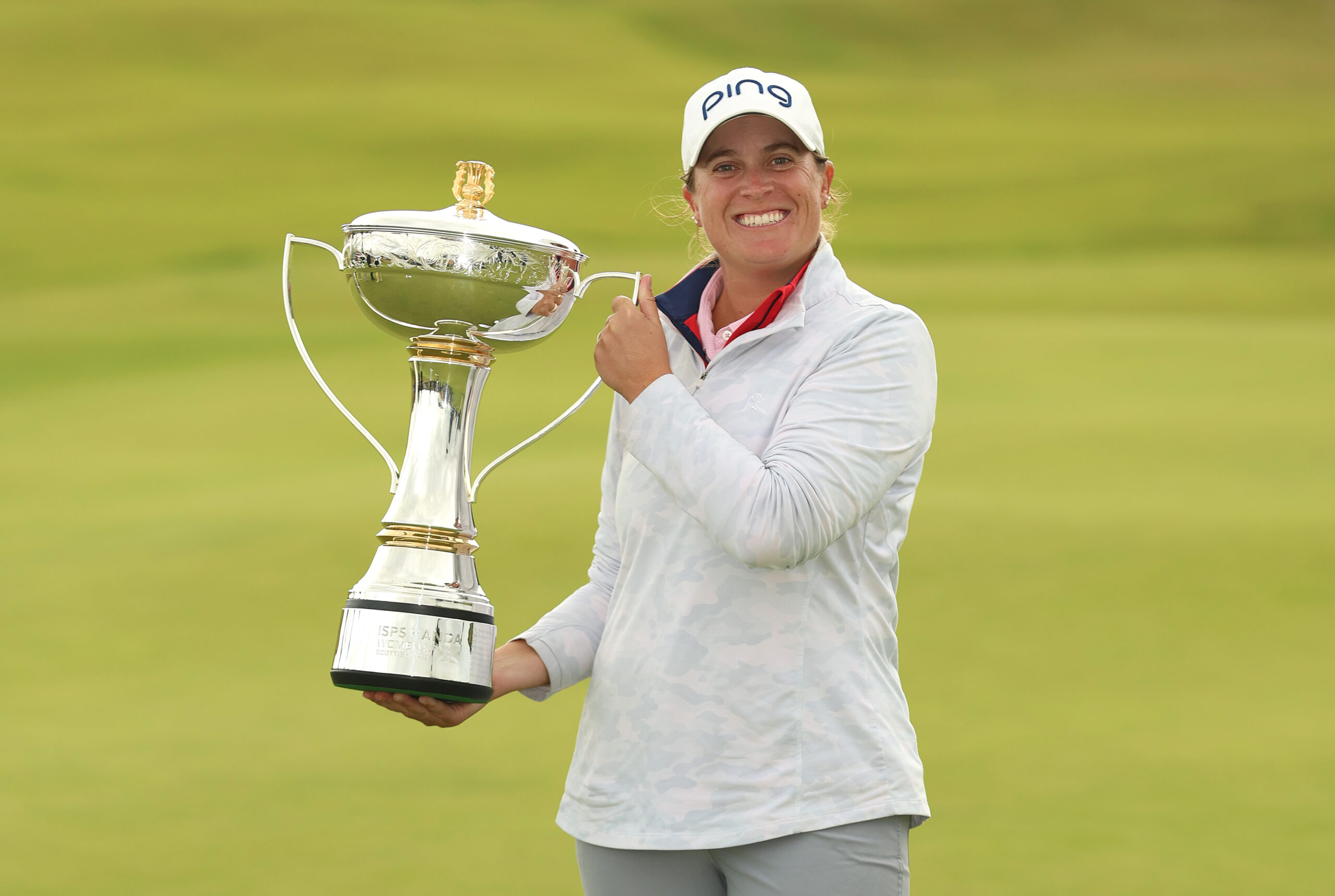 LAUREN THE CONQUEROR OF THE LINKS