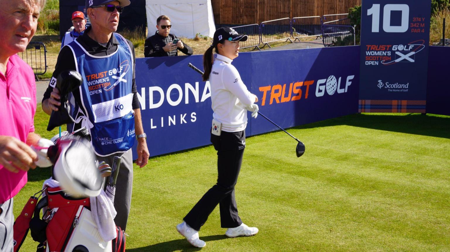 JIN YOUNG KO FOCUSED ON GOLF, SAUSAGE ROLLS AHEAD OF TGWSO